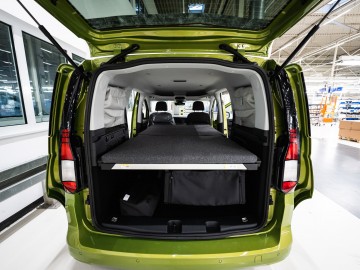 VW Caddy California w produkcji